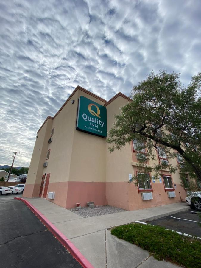 Quality Inn Albuquerque East I-40 Juan Tabo Exit Dış mekan fotoğraf