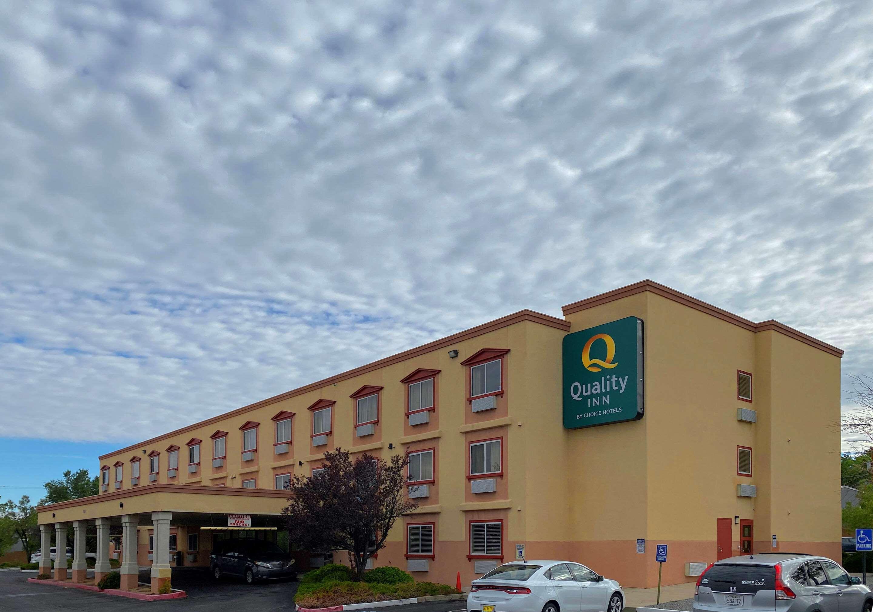 Quality Inn Albuquerque East I-40 Juan Tabo Exit Dış mekan fotoğraf