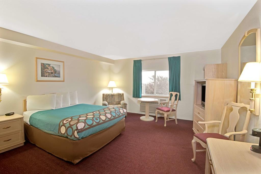Quality Inn Albuquerque East I-40 Juan Tabo Exit Dış mekan fotoğraf