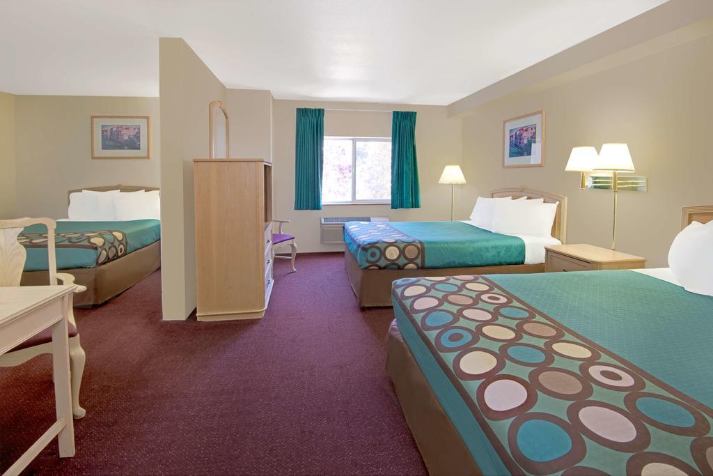 Quality Inn Albuquerque East I-40 Juan Tabo Exit Dış mekan fotoğraf